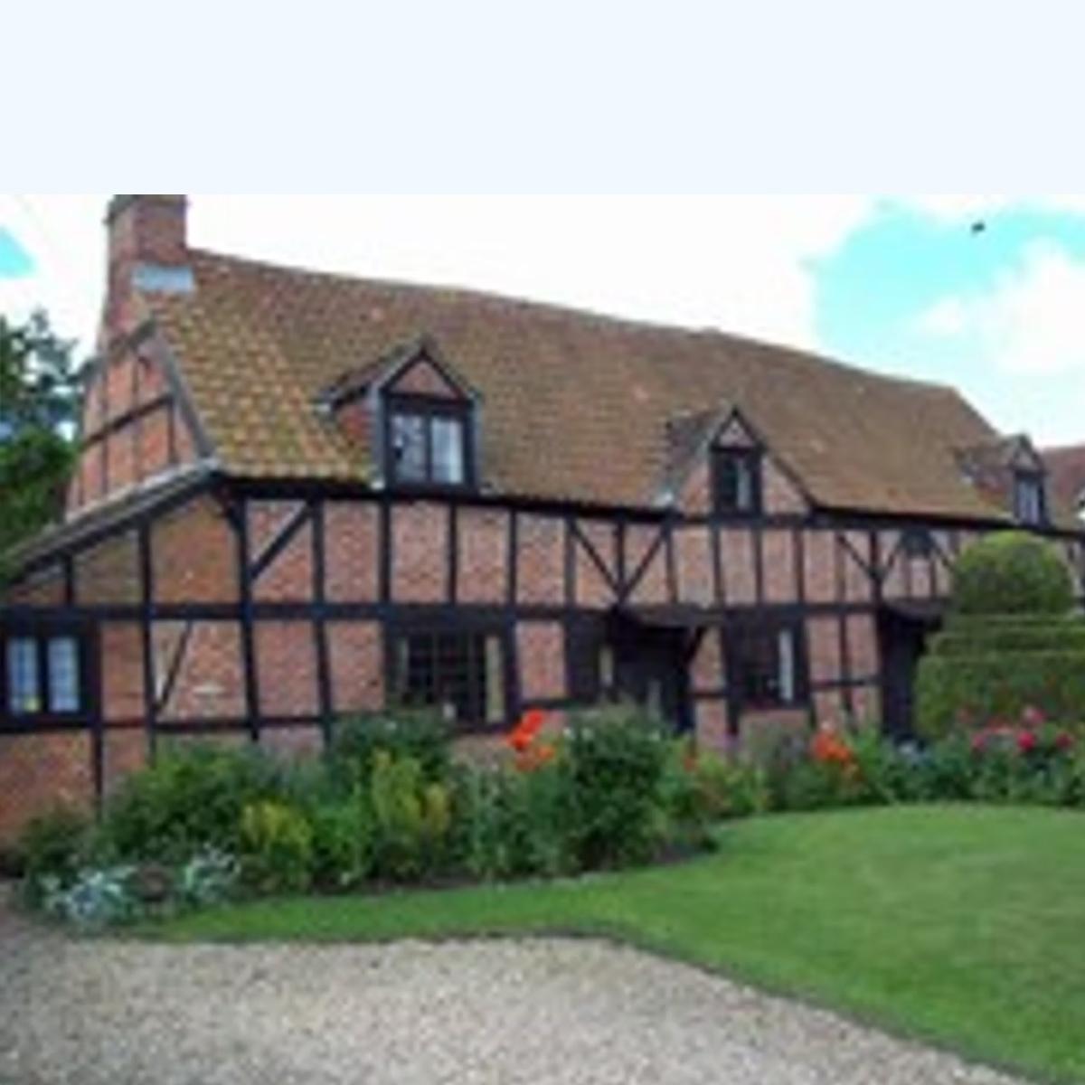 A-tudor-house